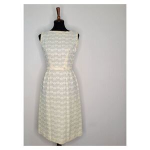 Vintage 1950's L'aigion Lace Daisy Dress